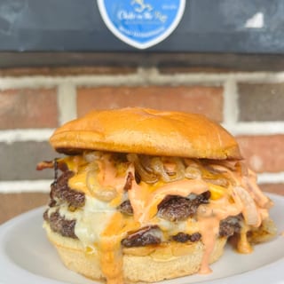 Mas Queso Burger